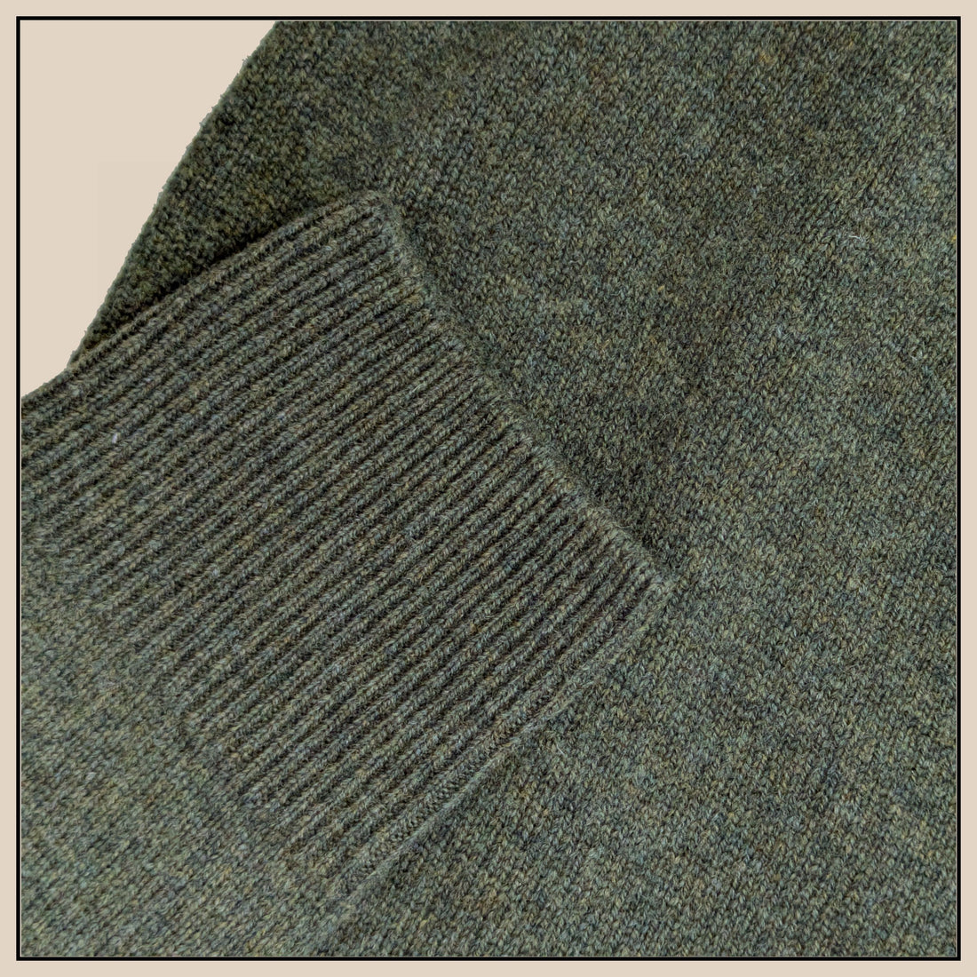 Glenmuir Lambswool V-Neck - Seaweed