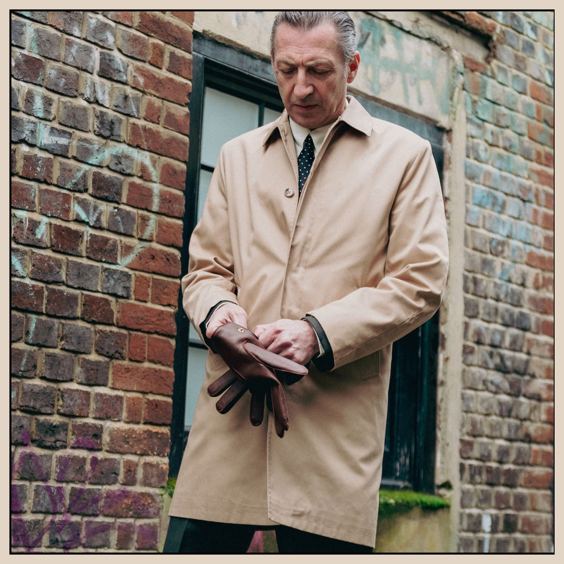 Caine Raincoat - Tan