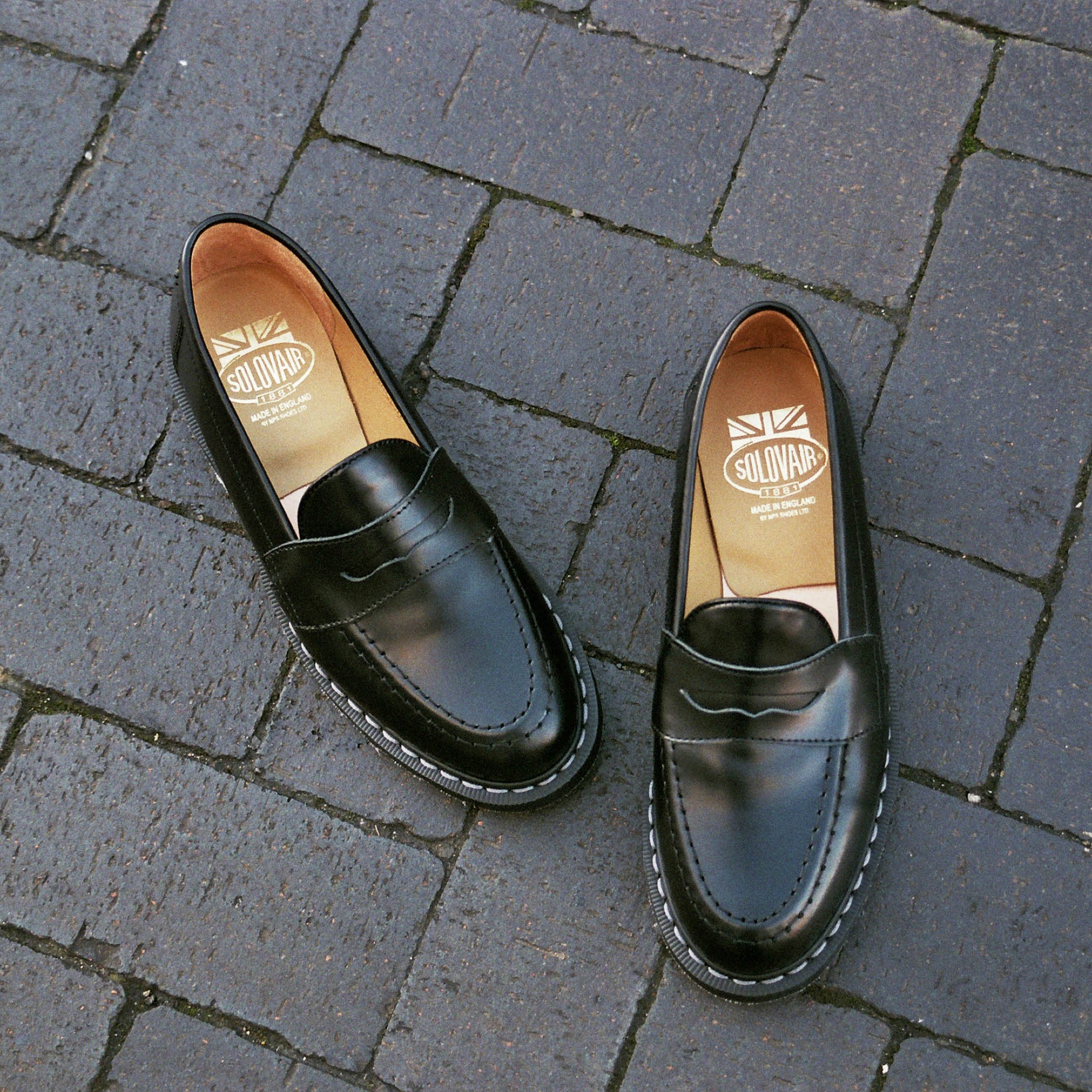 Solovair Loafer - Black – Jump The Gun