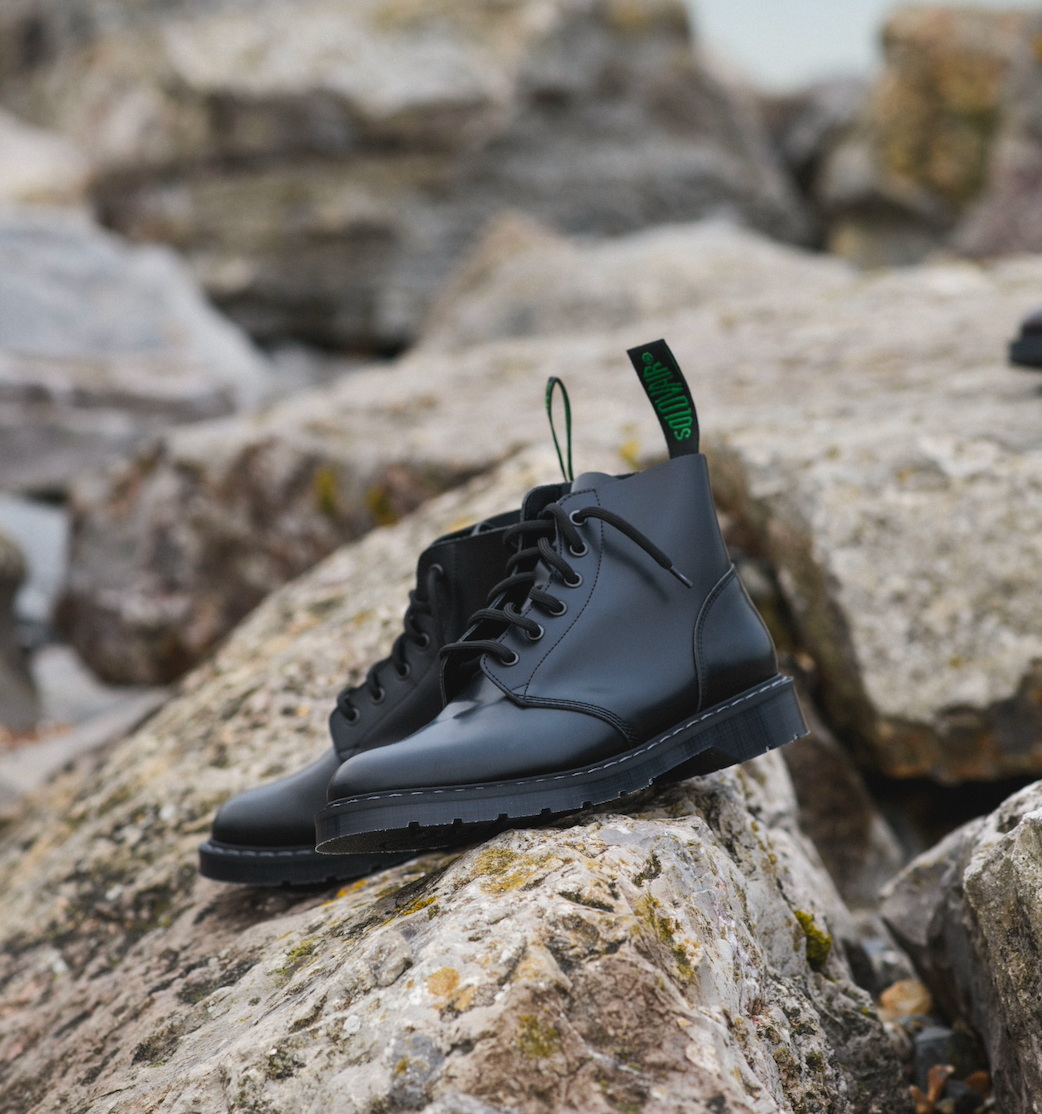 Solovair Astronaut - Black