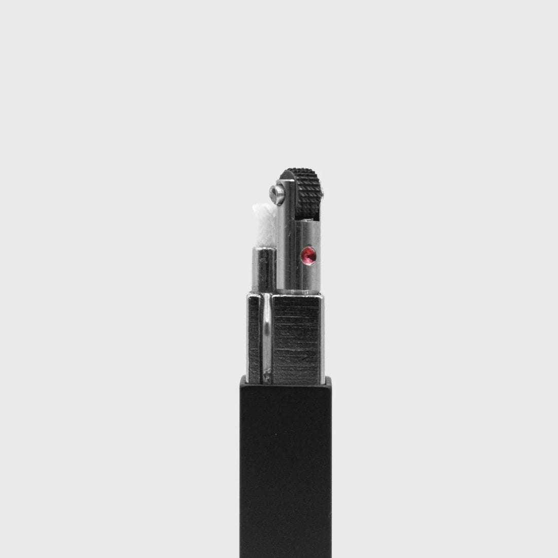 Tsubota Pearl Stick Lighter Black/White