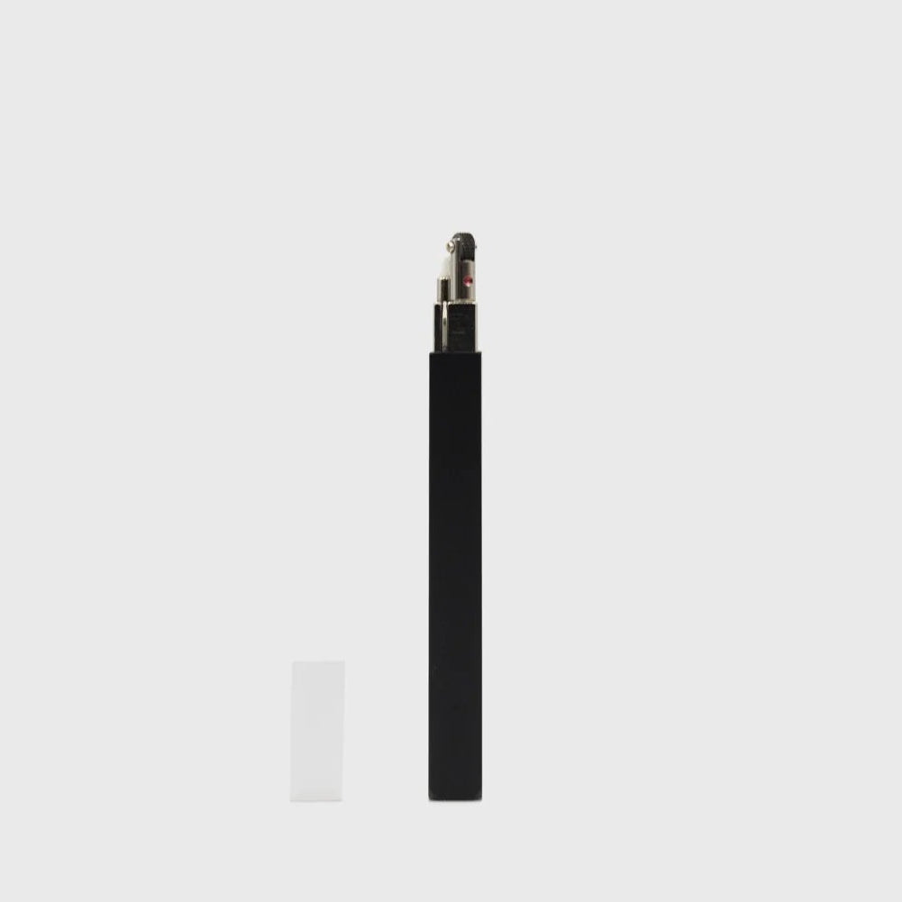 Tsubota Pearl Stick Lighter Black/White