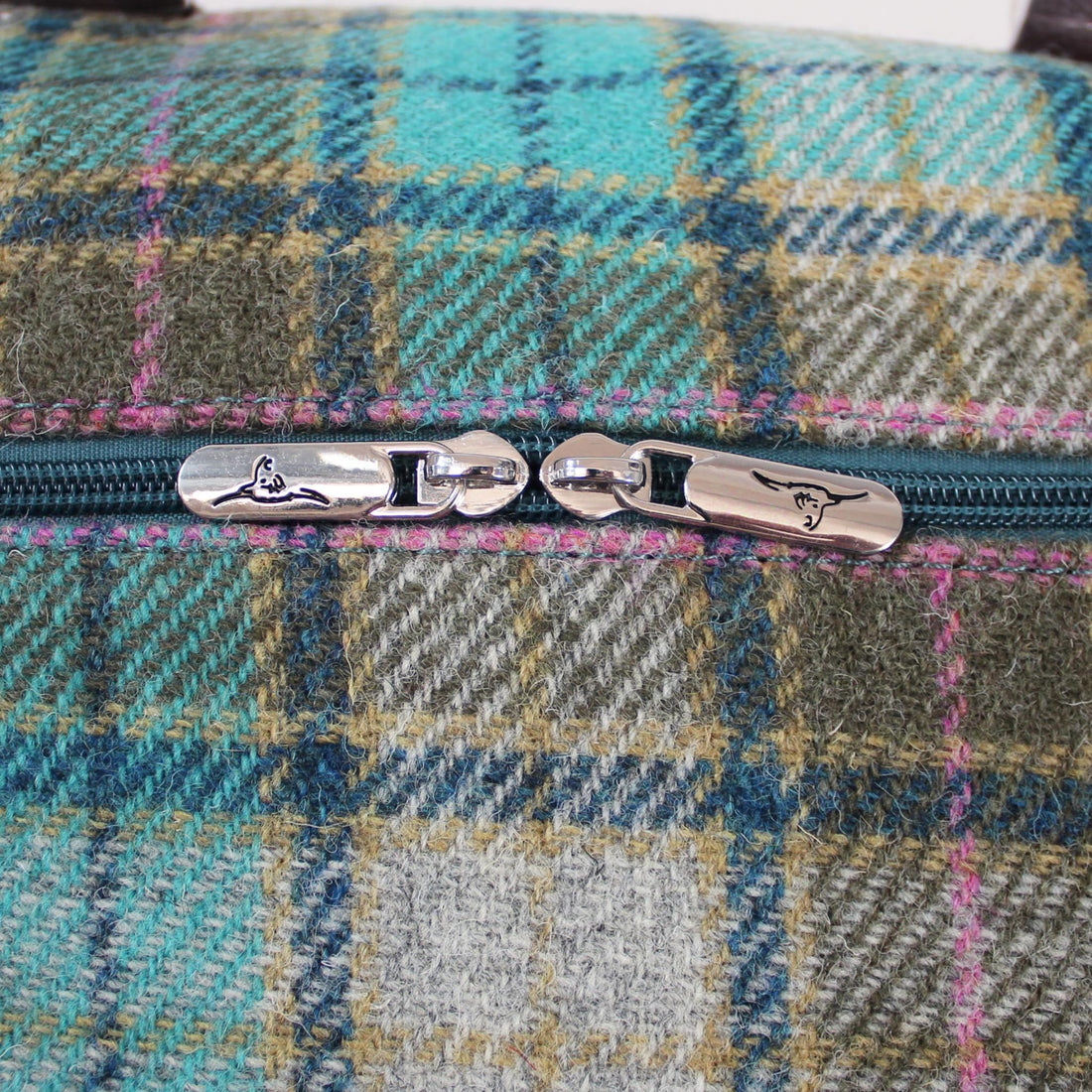 Glen Appin Harris Tweed Overnight Bag - Olive/Teal Tartan